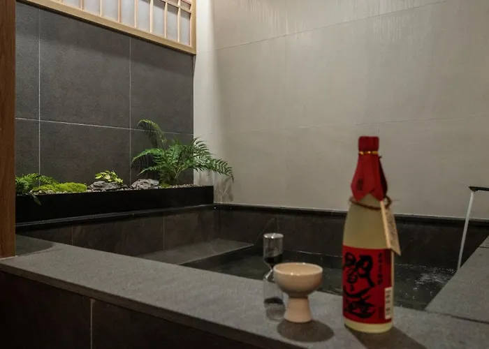 Passport Tokyo Sadang Hotel *